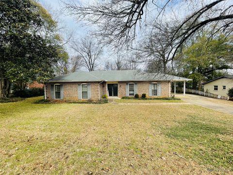 Photo of 4413 Donovan Drive, Montgomery, AL 36109 (MLS # 583395)