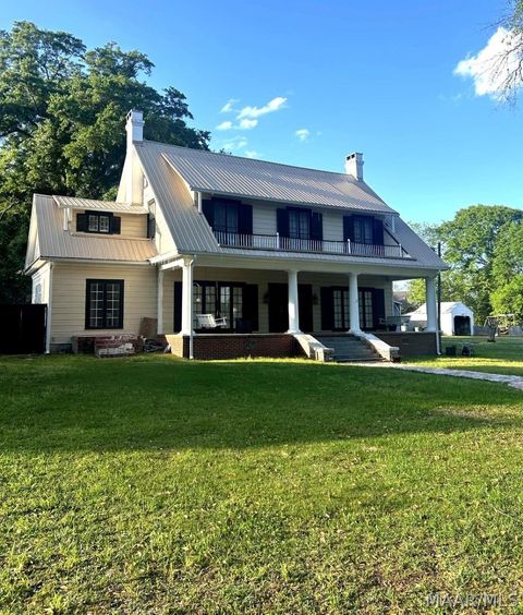 Photo of 206 Clifton Street, Camden, AL 36726 (MLS # 585681)