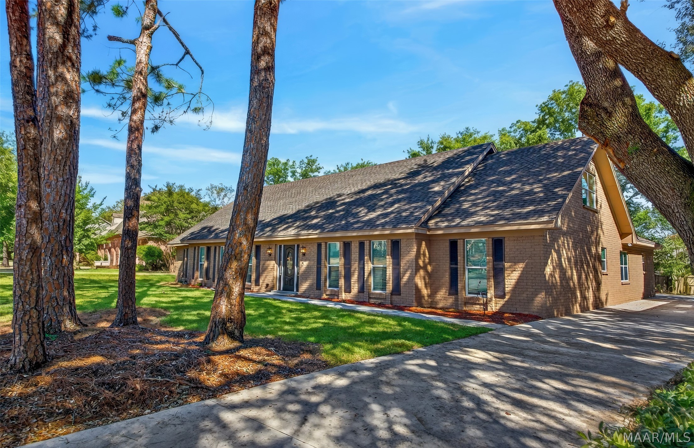 Photo 1 of 46 — 3161 Rolling Road, Montgomery, AL 36111