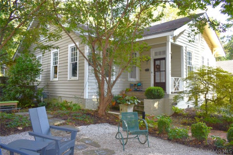 Photo of 3135 CLOVERDALE Road, Montgomery, AL 36106 (MLS # 590320)