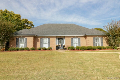 Photo of 488 Towne Lake Place, Montgomery, AL 36117 (MLS # 591680)