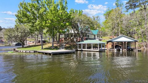 Photo of 11550 County Road 28, Clanton, AL 35046 (MLS # 585219)