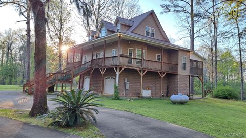 Photo of 2068 Red Eagle Drive, Lowndesboro, AL 36752 (MLS # 584791)