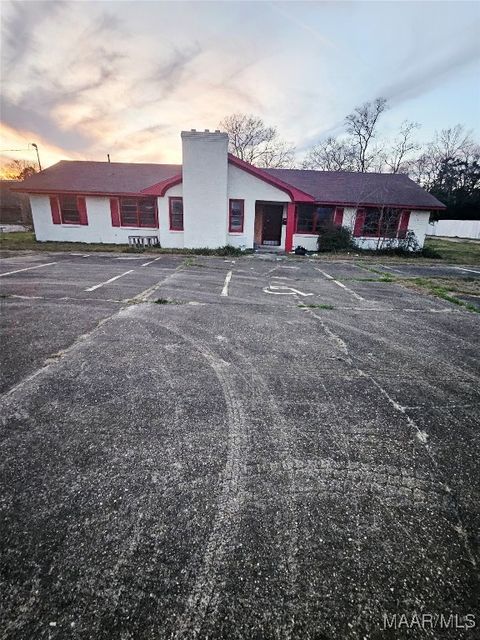 Photo of 3458 LEXINGTON Road, Montgomery, AL 36111 (MLS # 582831)