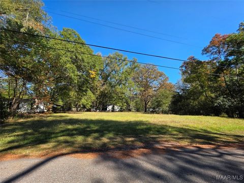 Photo of 36 Rosebud Court, Montgomery, AL 36108 (MLS # 581446)