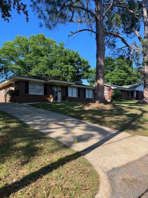 Photo of 3845 Bienville Road, Montgomery, AL 36109 (MLS # 585913)
