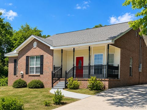 Photo of 1354 Indian Hills Road, Prattville, AL 36067 (MLS # 585764)
