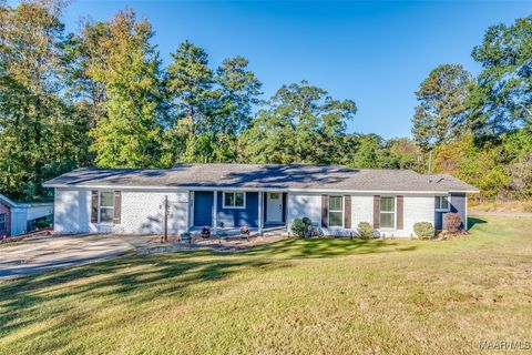 Photo of 719 UPPER KINGSTON Road, Prattville, AL 36067 (MLS # 581379)