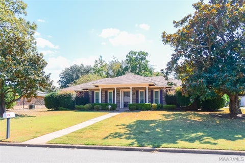 Photo of 109 Coosada Drive, Montgomery, AL 36117 (MLS # 588077)