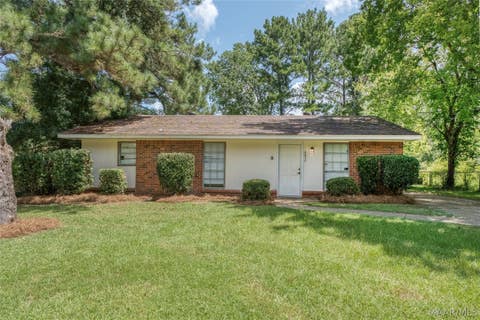 Photo of 6650 PINEBROOK Drive, Montgomery, AL 36117 (MLS # 589804)