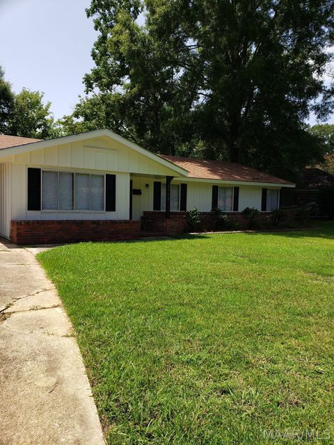 Photo of 2752 Baldwin Brook Drive, Montgomery, AL 36111 (MLS # 587547)