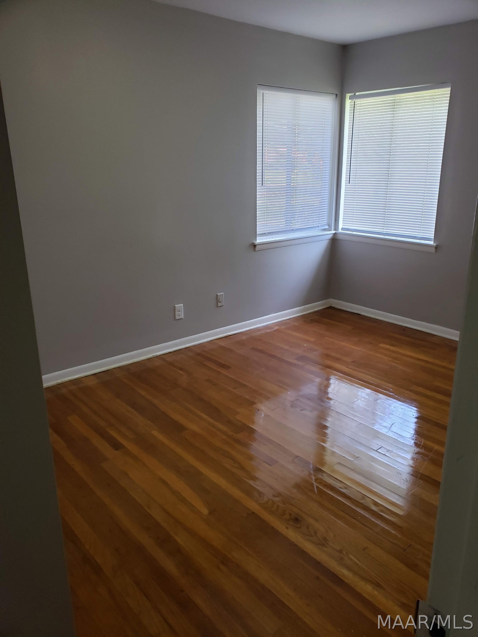 2752 Baldwin Brook Drive - Photo 3