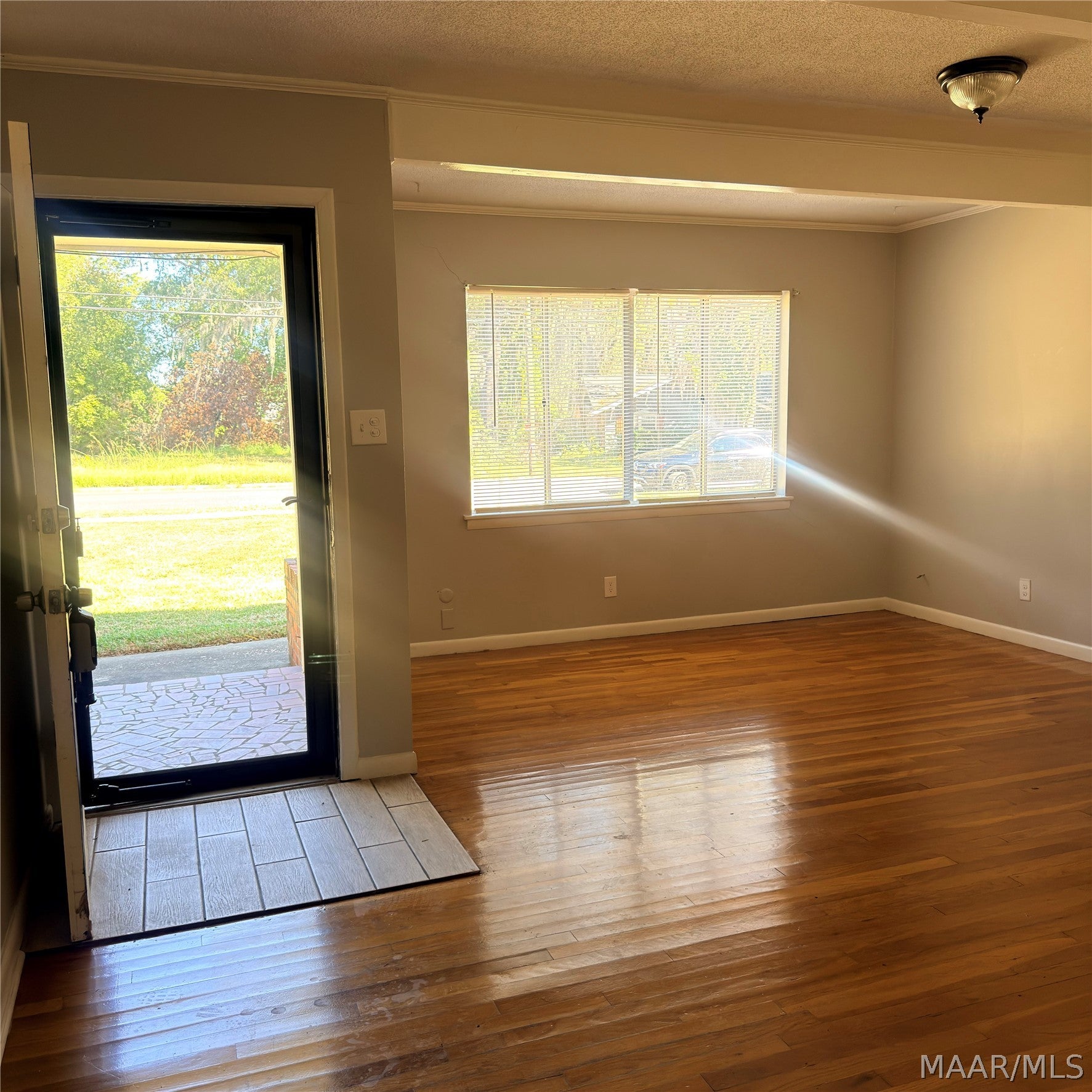 2752 Baldwin Brook Drive - Photo 4