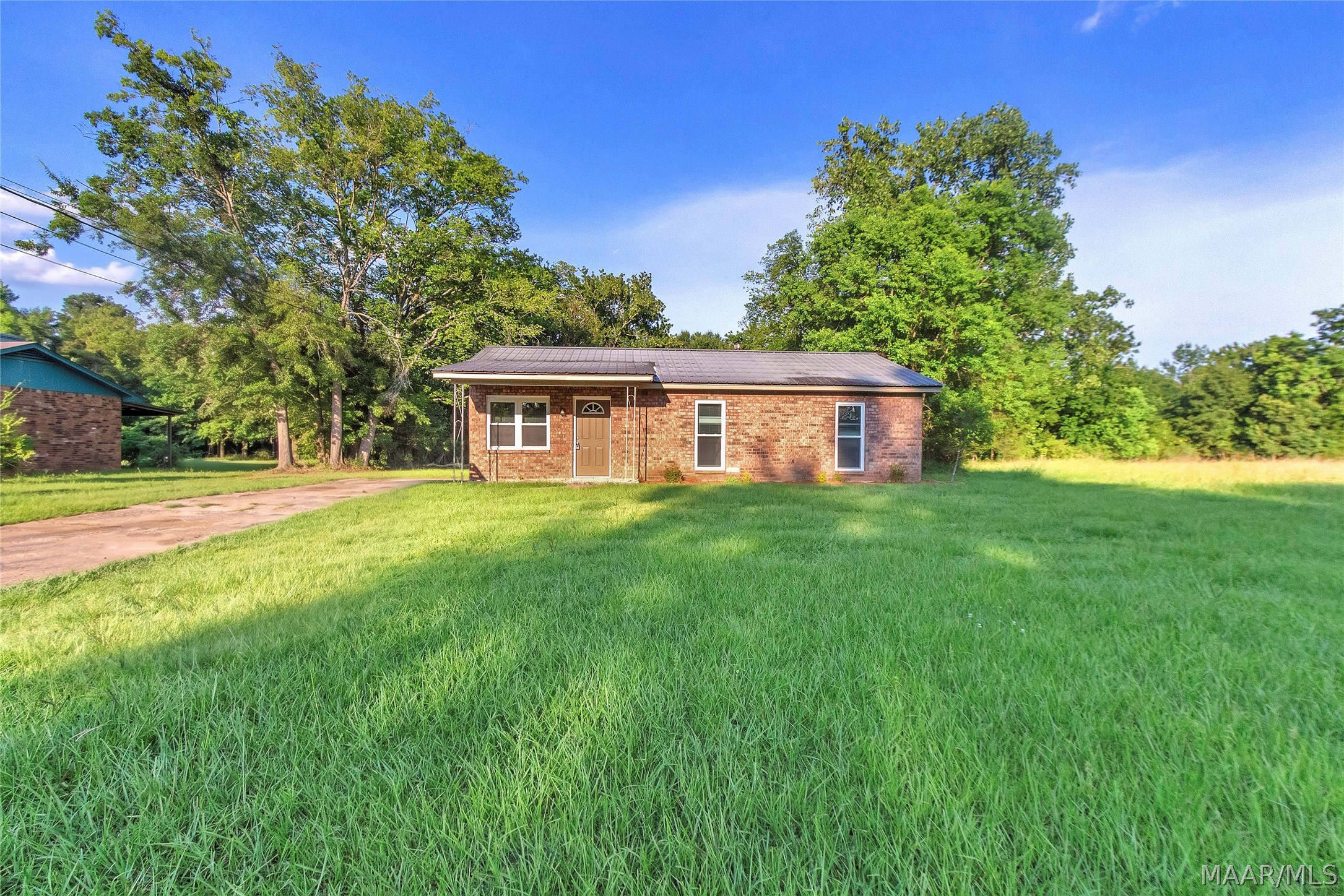 Photo 1 of 31 — 3363 E Brookwood, Montgomery, AL 36116