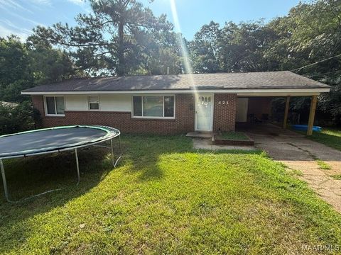 Photo of 421 Nottingham Road, Montgomery, AL 36109 (MLS # 579534)
