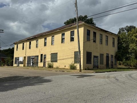Photo of 863 Grove Street, Montgomery, AL 36104 (MLS # 580665)