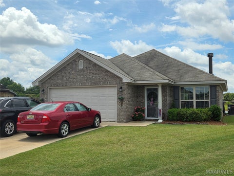 Photo of 72 Oasis Drive, Wetumpka, AL 36092 (MLS # 587392)