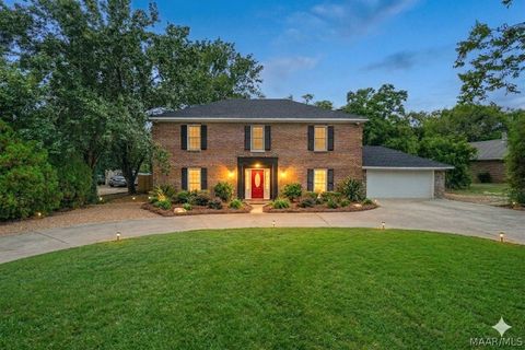Photo of 26 FAIRLANE Drive, Montgomery, AL 36106 (MLS # 586529)