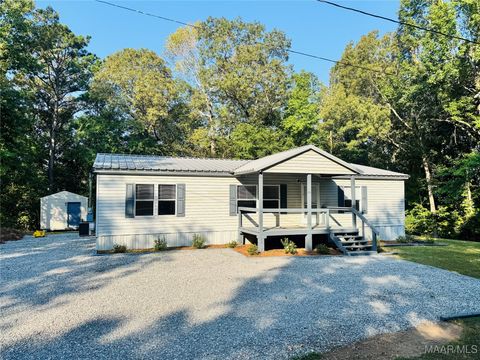 Photo of 205 Ashwood Drive, Titus, AL 36080 (MLS # 583460)