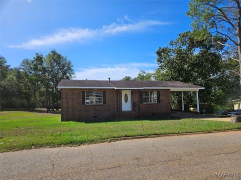 Photo of 610 Thames Street, Greenville, AL 36037 (MLS # 580525)