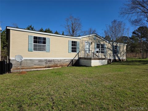 Photo of 120 Meadow Ridge Drive, Wetumpka, AL 36093 (MLS # 584121)