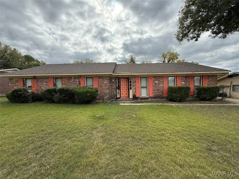 Photo of 4055 Malabar Road, Montgomery, AL 36116 (MLS # 580433)