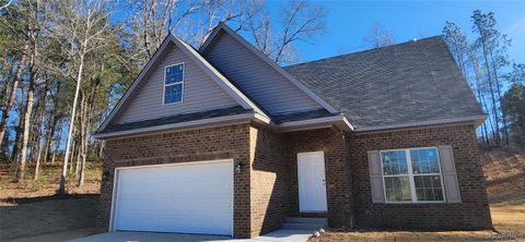 Photo of 246 Brownstone Loop, Elmore, AL 36025 (MLS # 584302)