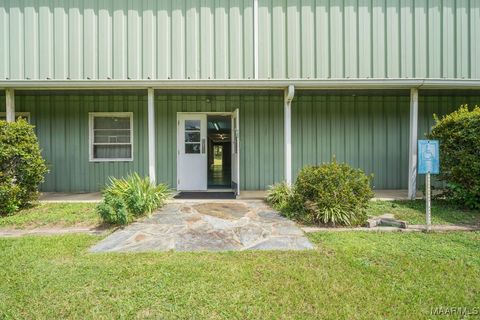 Photo of 12 Old Salem Road, Eclectic, AL 36024 (MLS # 580215)