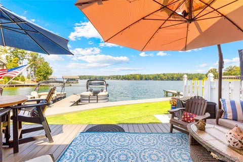 Photo of 163 Paradise Pointe, Eclectic, AL 36024 (MLS # 590366)