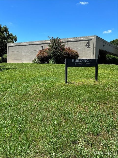 Photo of 2540 Fairlane Drive, Montgomery, AL 36116 (MLS # 578162)