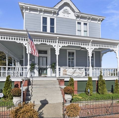 Photo of 422 Herron Street, Montgomery, AL 36104 (MLS # 583667)