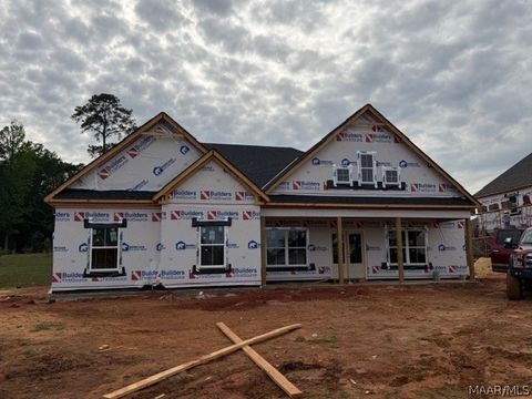 Photo of 1035 Sunfield Drive, Prattville, AL 36066 (MLS # 586067)