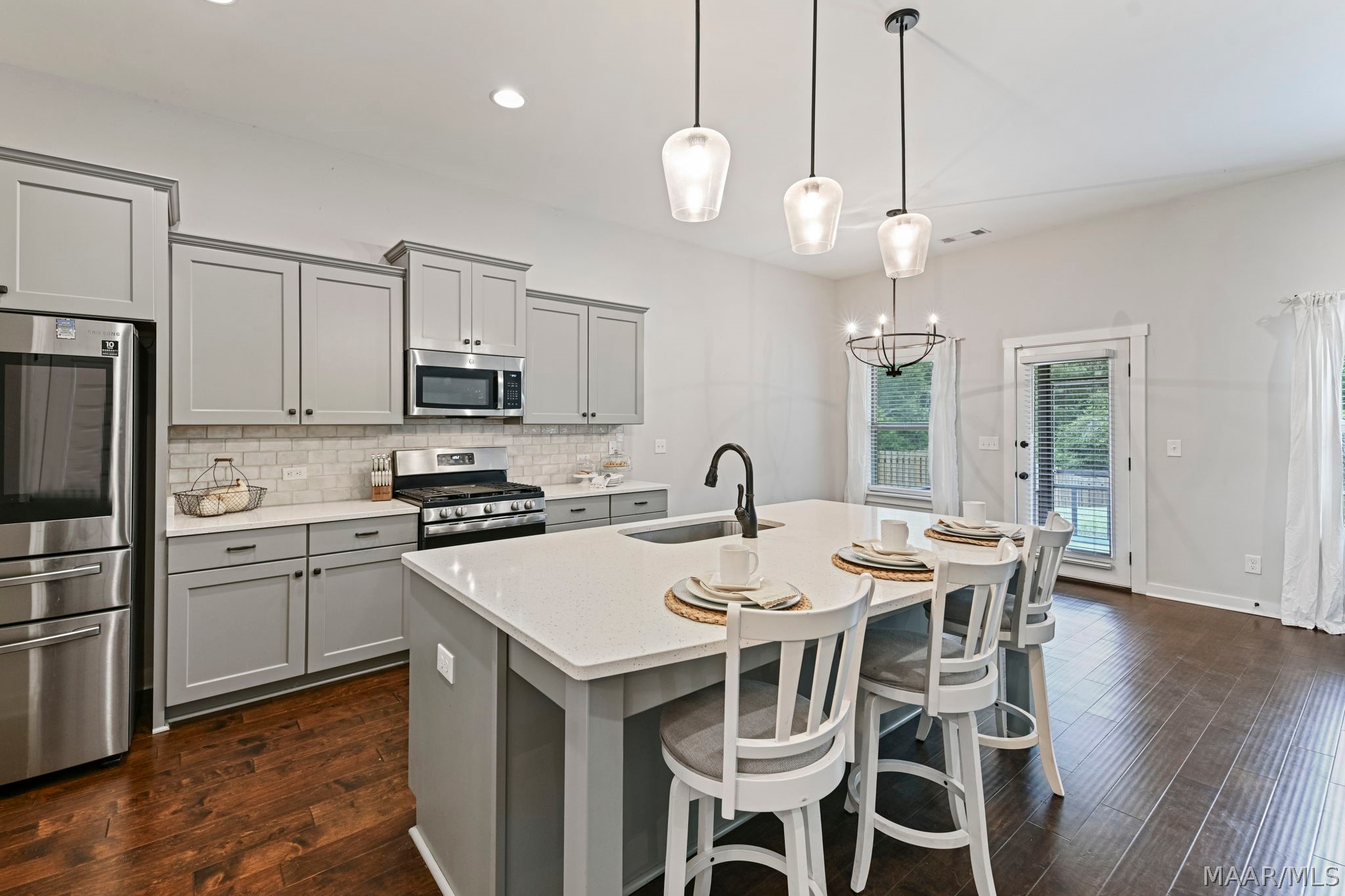731 Hedgefield Way - Photo 3