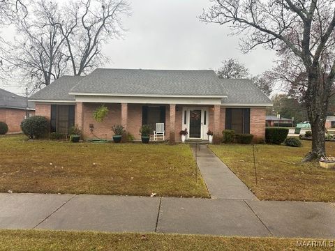 Photo of 4500 DEERFIELD Court, Montgomery, AL 36109 (MLS # 582053)