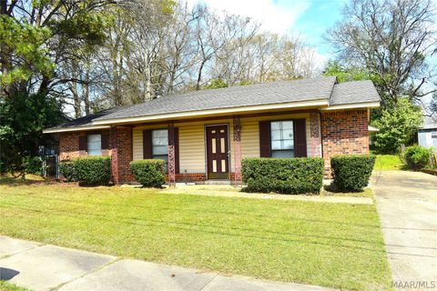 Photo of 2308 Starr Street, Montgomery, AL 36108 (MLS # 583950)