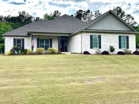 Photo of 361 Regans Way, Deatsville, AL 36022 (MLS # 586078)