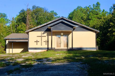 Photo of 5386 Friendship Road, Tallassee, AL 36078 (MLS # 565671)