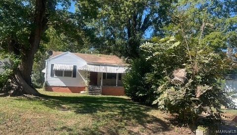 Photo of 3129 CABOT Street, Montgomery, AL 36110 (MLS # 581281)