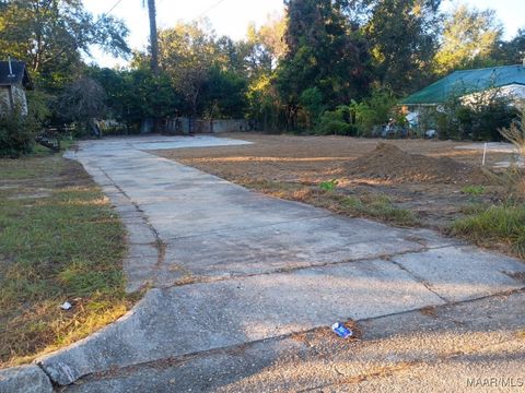 Photo of 808 Dutch Street, Dothan, AL 36301 (MLS # 581488)