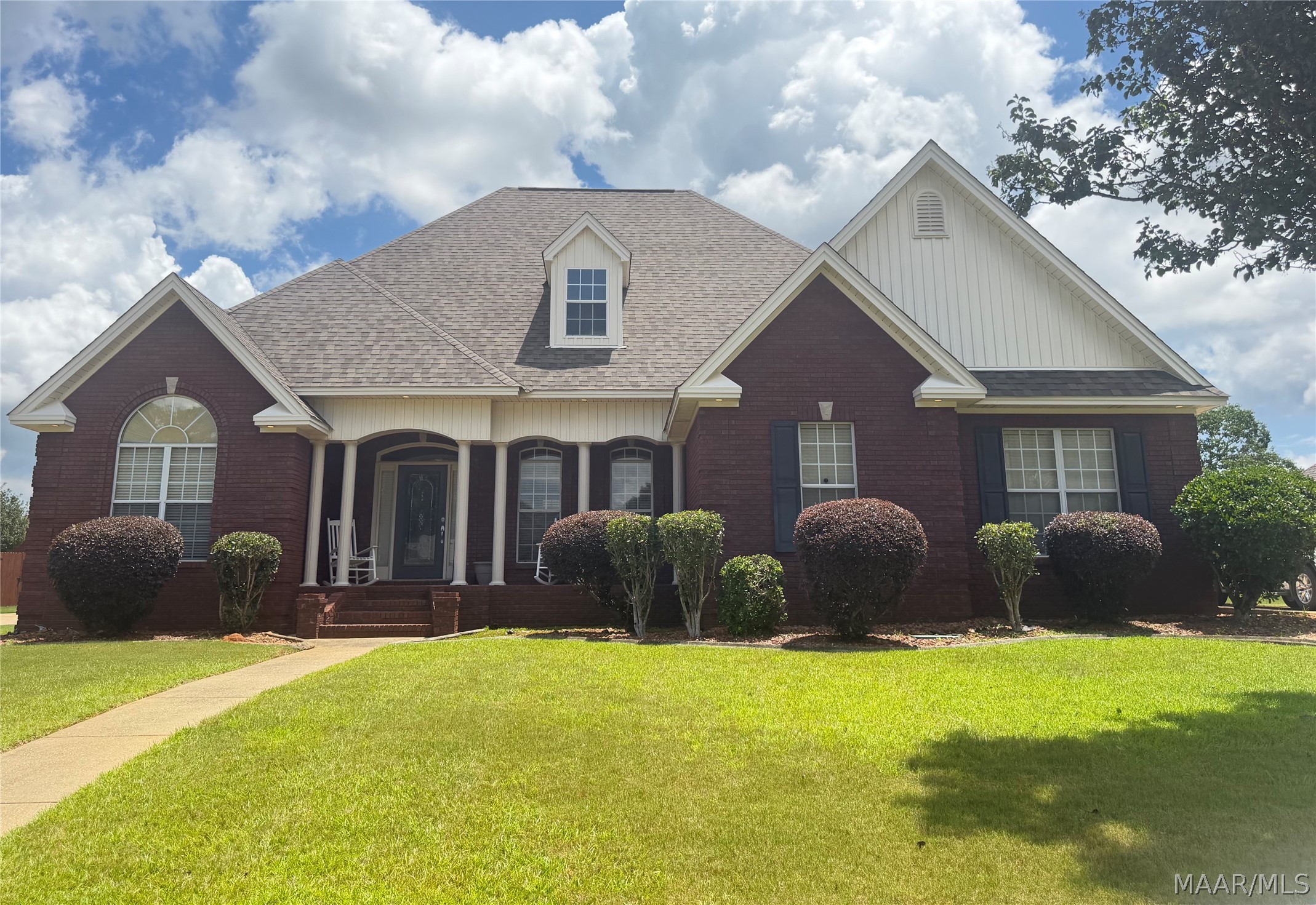 Photo 1 of 25 — 97 Maribeth Loop, Deatsville, AL 36022
