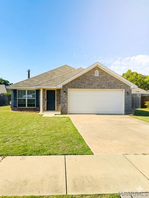 Photo of 585 Sunset Drive, Prattville, AL 36067 (MLS # 586423)