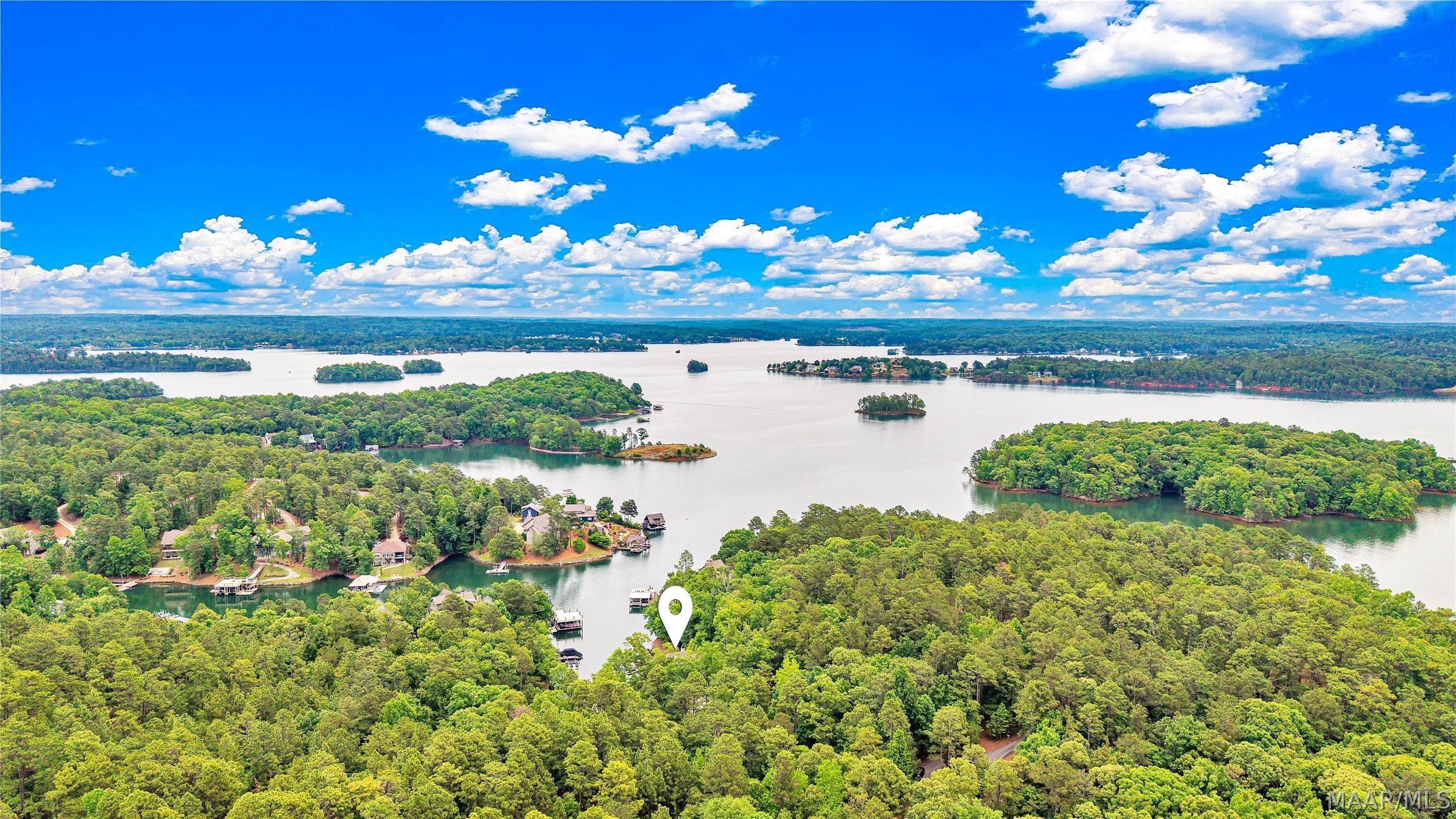 Dadeville, Alabama, 36853, United States, 4 Bedrooms Bedrooms, ,5 BathroomsBathrooms,Residential,Active,2045380