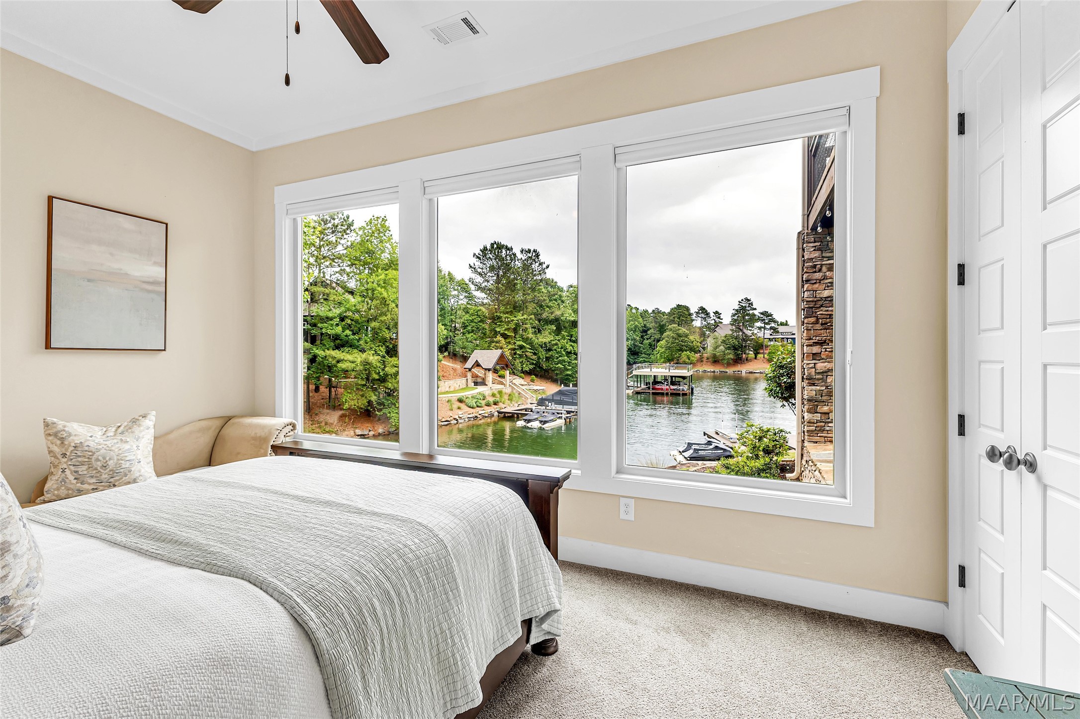 Dadeville, Alabama, 36853, United States, 4 Bedrooms Bedrooms, ,5 BathroomsBathrooms,Residential,Active,2045380