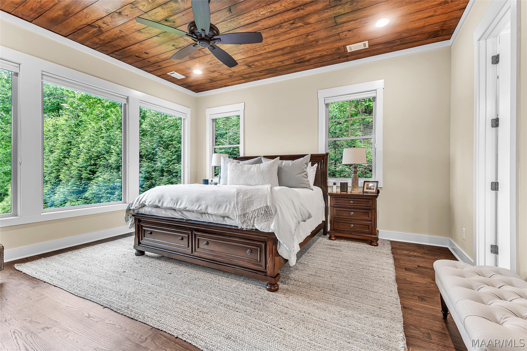 Dadeville, Alabama, 36853, United States, 4 Bedrooms Bedrooms, ,5 BathroomsBathrooms,Residential,Active,2045380