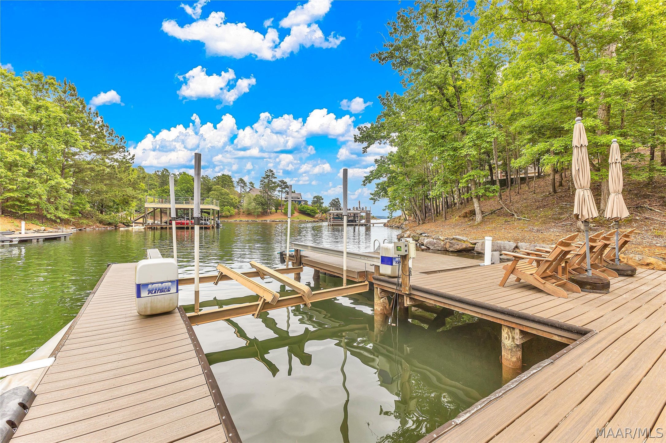 Dadeville, Alabama, 36853, United States, 4 Bedrooms Bedrooms, ,5 BathroomsBathrooms,Residential,Active,2045380