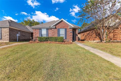 Photo of 1220 Westfield Lane, Montgomery, AL 36117 (MLS # 580685)