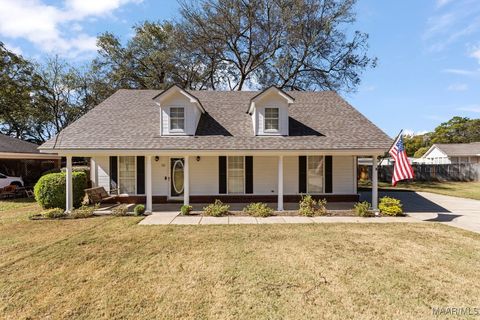 Photo of 20 GINFIELD Court, Coosada, AL 36020 (MLS # 581131) Photo of 20 GINFIELD Court, Coosada, AL 36020 (MLS # 581131)