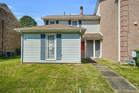 Photo of 2014 REXFORD Road, Montgomery, AL 36116 (MLS # 585691)