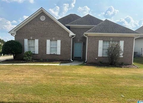Photo of 906 Savannah Lane, Calera, AL 35040 (MLS # 581426)