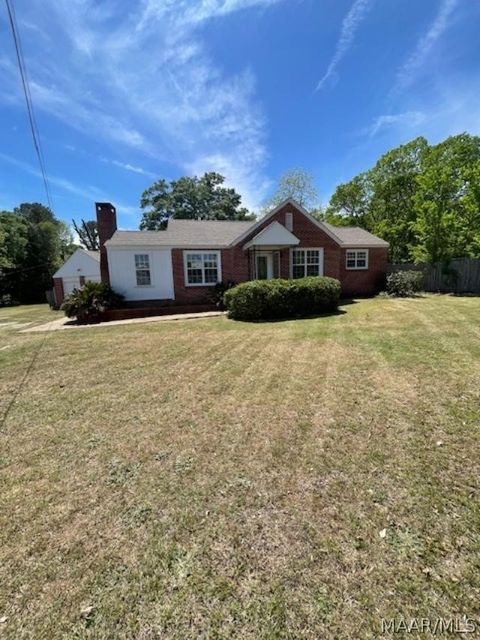 Photo of 101 Pinehurst Street, Tallassee, AL 36078 (MLS # 586555)